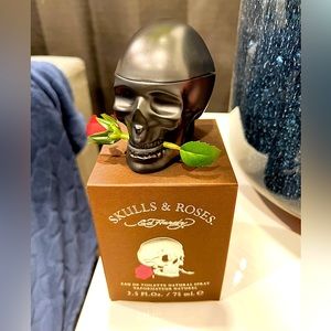 Ed Hardy - Skulls and Roses